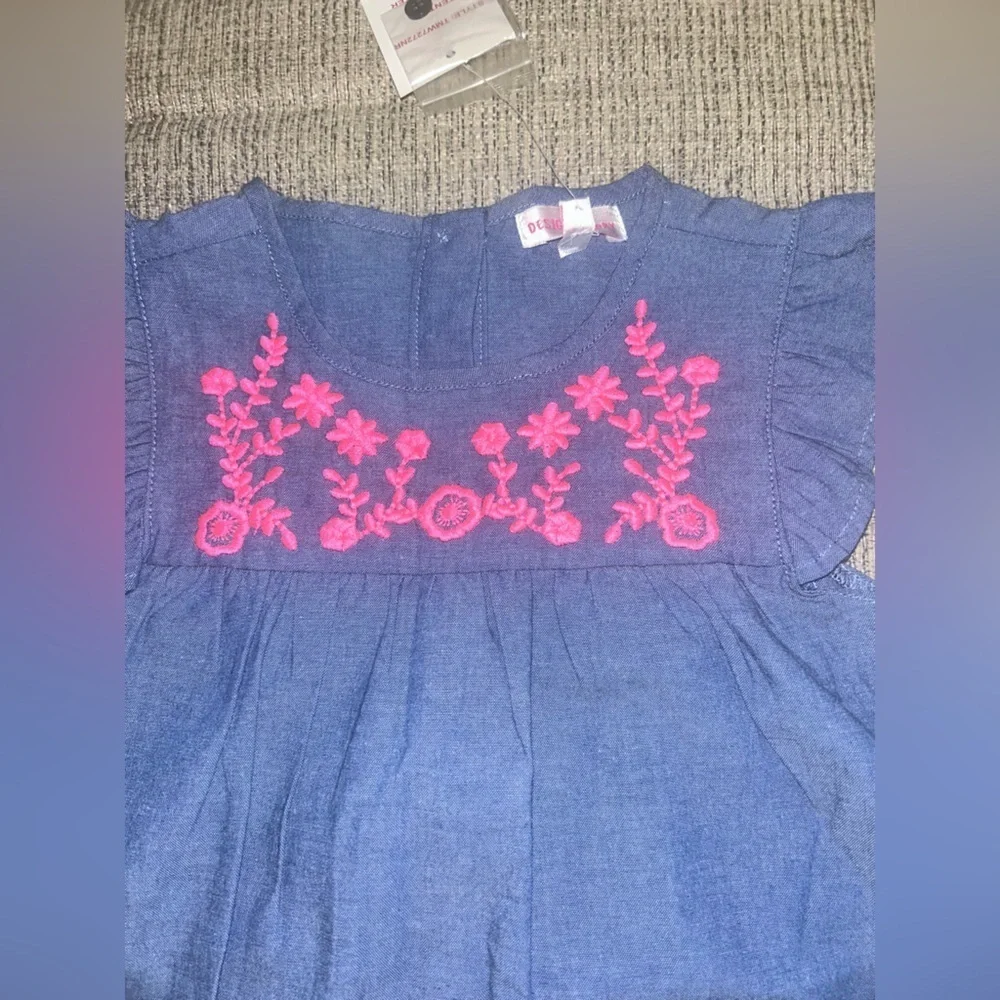 Lot of 4 short sleeved dresses for girls size 5